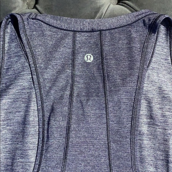 Lululemon Razorback Tank - Picture 2 of 3